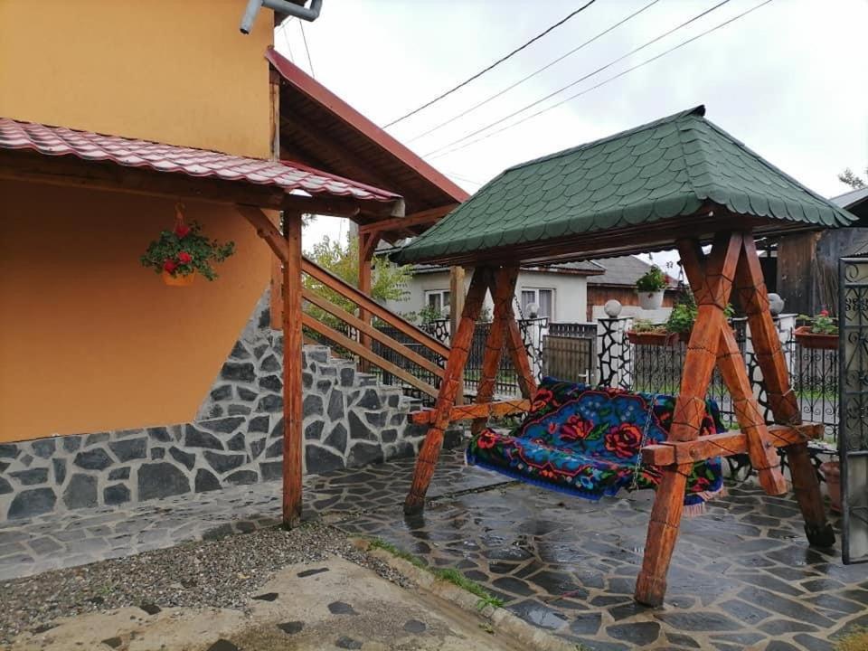 Pensiunea Brezu Sighetu Marmatiei Ngoại thất bức ảnh